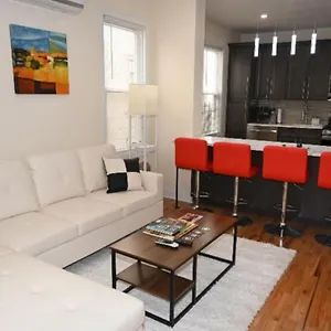 https://apt-ooohlala-2-beds-and-2-full-baths-w-free-parking.us-newyorkcity.com